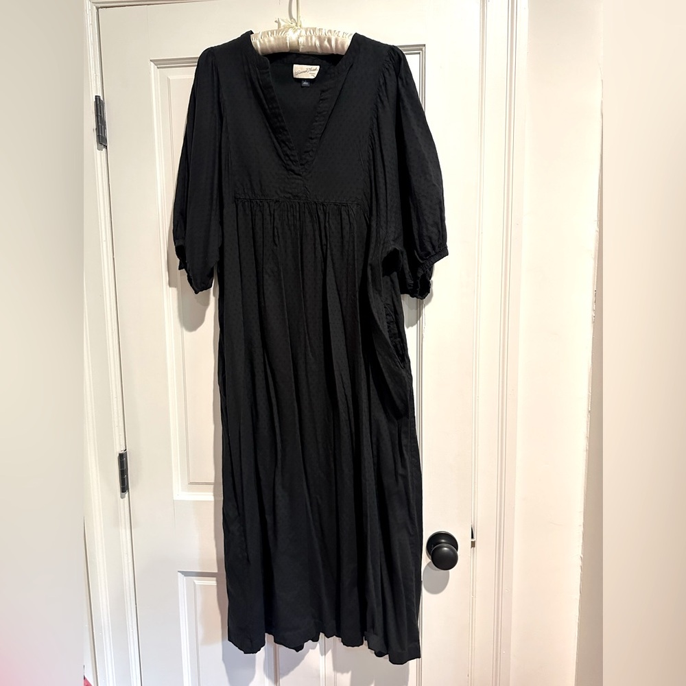 Black, Midi, great for maternity and beyond, Pockets!, 100% cotton